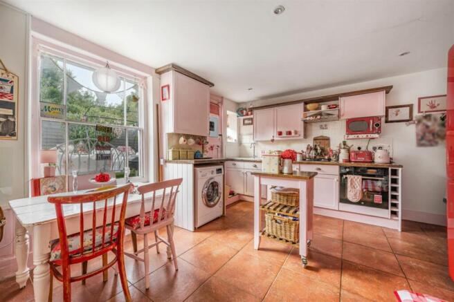 Kitchen/Dining
