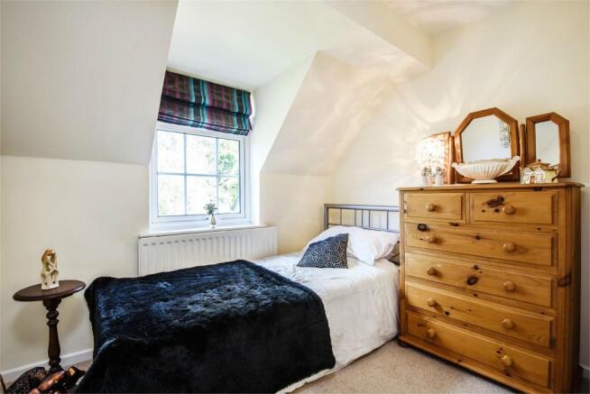 Photograph 11