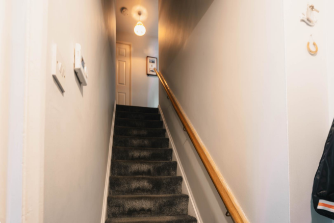 AHC08177-HDR.png