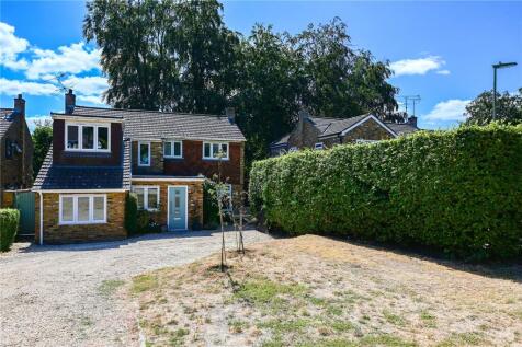 Knoll Road, Fleet, Hampshire, GU51