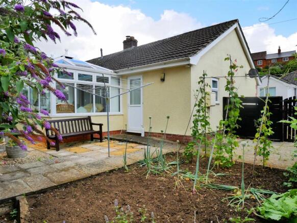 Photo 9