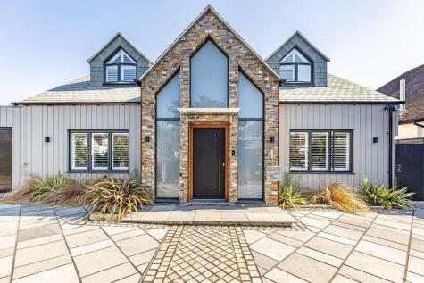 1 Baring Road, Hengistbury Head