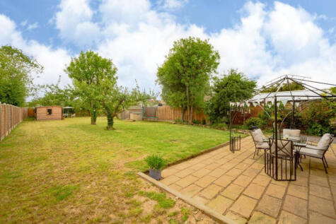 Woodchurch Road, Ashford, TN26 1