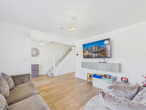 CAM03624G0-PR0223-STILL008