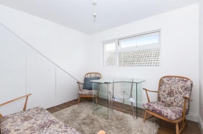 bedroom 3/study