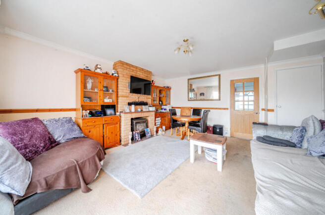 1362081-3-68de492...