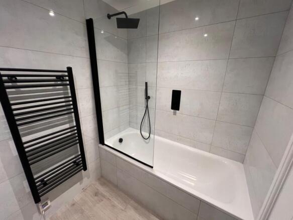 Main Bathroom