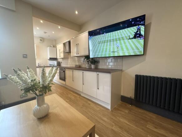 17 Denham Road- kitchen