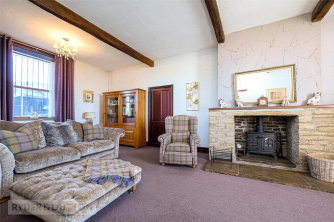 4 bed Detached for sale Image 12