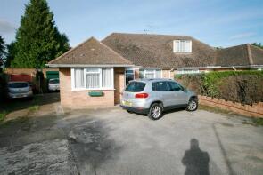 24, Ringway Road, Park Street, St. Albans AL2 2RB