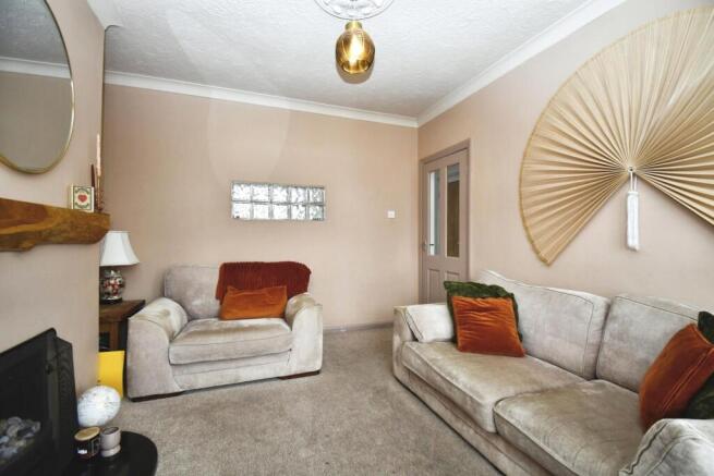 3 bed Semi-Detached for sale Image 7