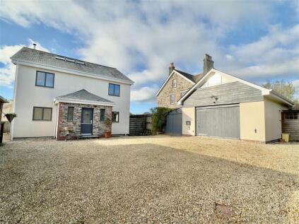 Trefrew Road, Camelford, PL32