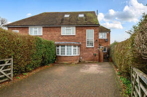 48, St Andrews Crescent, Windsor SL4 4EL