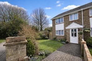 18, Freshfield Close, Hailsham BN27 2DN