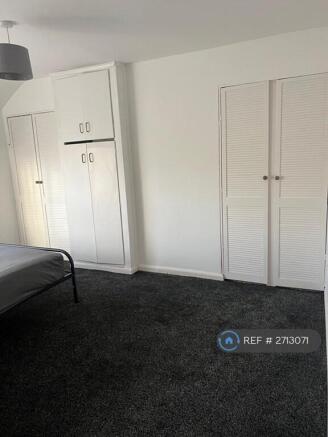 1 bed House Share to rent Image 10