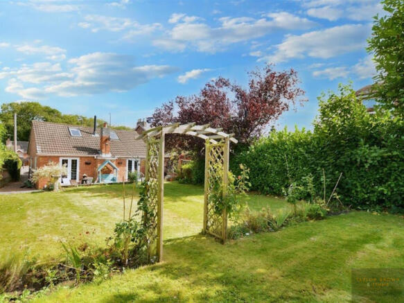 1a81038322942360906bcf9d41cb000b146cab84