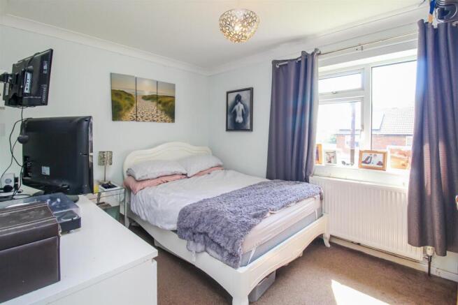 2 bed Terraced for sale Image 5