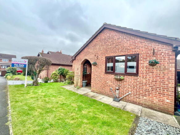 3 bed Detached Bungalow for sale Image 5