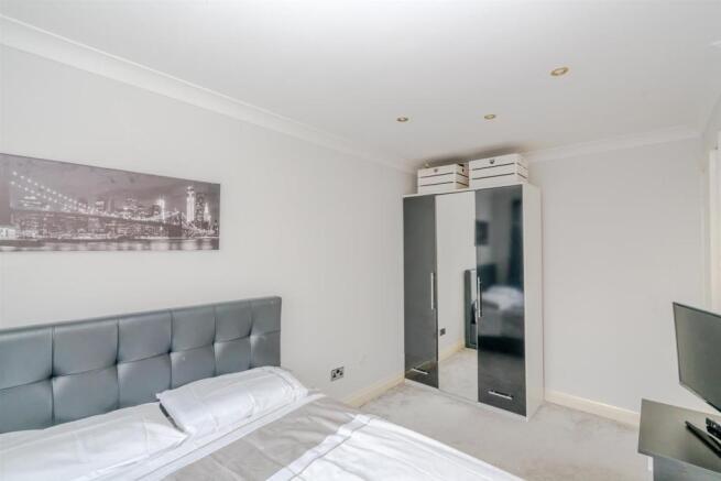 24, Mill Crescent, Cannock, Staffordshire, WS11 7Z