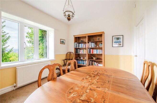 3 bed Detached for sale Image 11