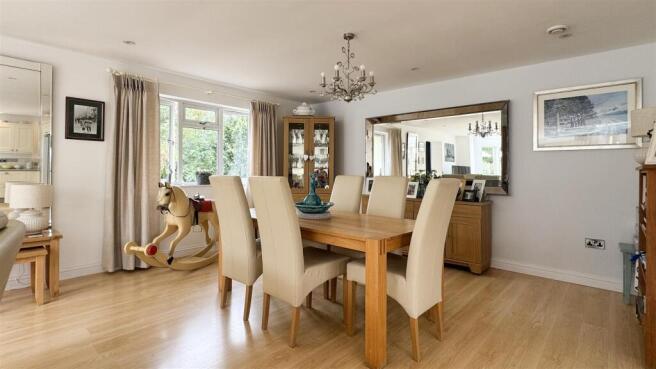 Dining Room 1.jpg
