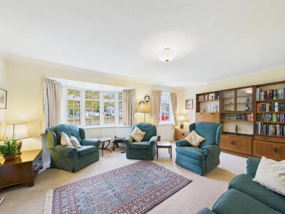 CAM01354G0-PR0607-STILL015