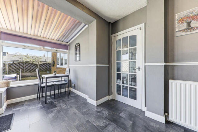 4 bed Semi-Detached for sale Image 7