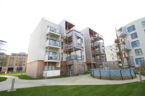 104, Glenalmond Avenue, Cambridge CB2 8DD