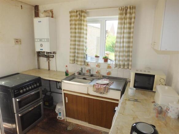 Kitchen.JPG