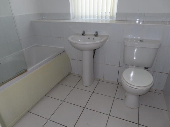 2 bed Flat to rent Image 4