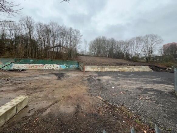 Land to rent Image 3