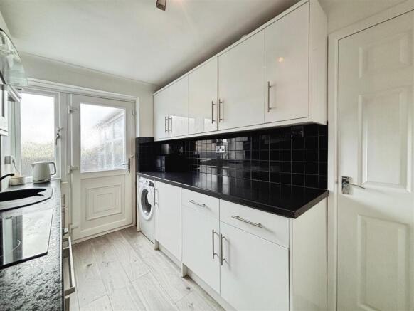 3 bed End of Terrace for sale Image 9