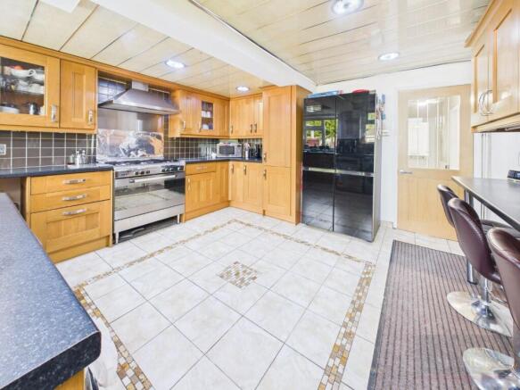 Extended Breakfast Kitchen