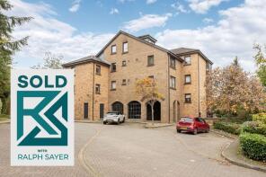 61, Glen Lednock Drive, Craigmarloch, Cumbernauld G68 0EJ