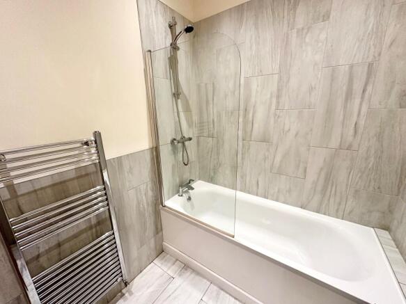 1 bed Apartment to rent Image 7