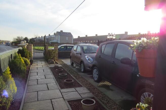 TWO CAR DRIVEWAY