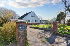 14 Kings Acre, Burgage Green Road, St Ishmaels, Haverfordwest SA62 3ST