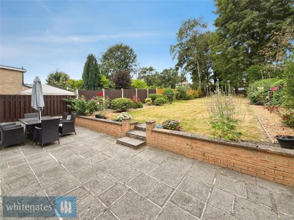 4 bed Semi-Detached for sale Image 12