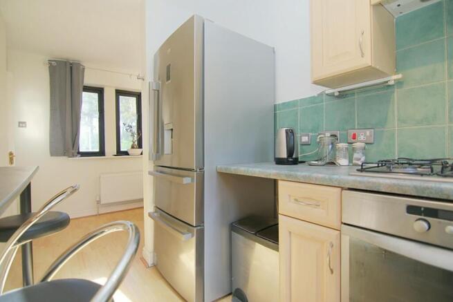 1 bed Coach House for sale Image 11