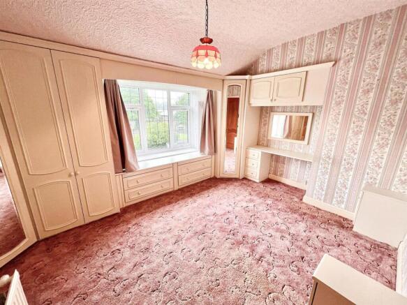 2 bed Terraced for sale Image 8
