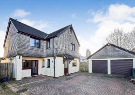 37, Emmetts Park, Newton Abbot TQ13 7DB
