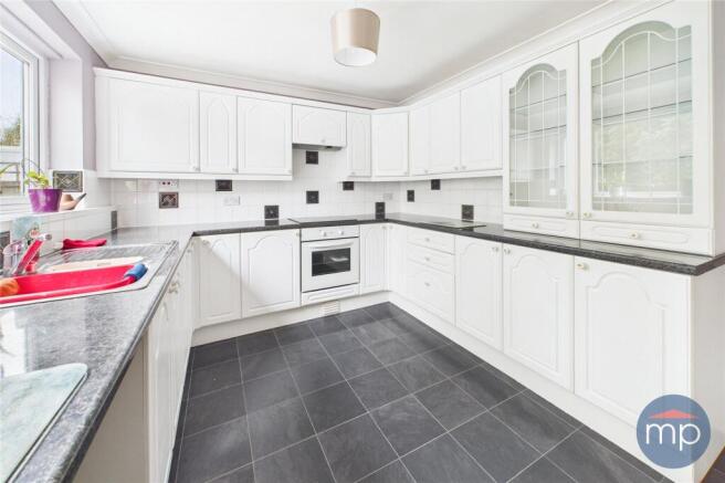2 bed Bungalow for sale Image 6