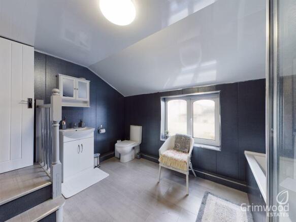 Bathroom / WC