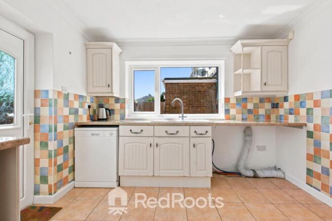 2 bed Semi-Detached for sale Image 6
