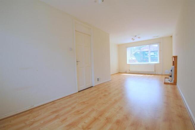 Sitting/Dining Room