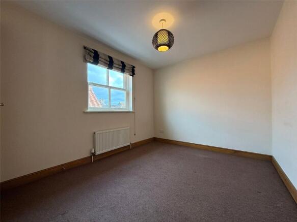 3 bed Semi-Detached for sale Image 11