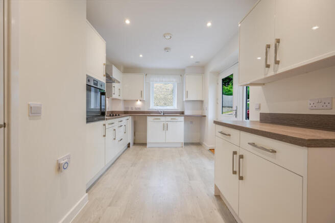 2 bed Detached Bungalow for sale Image 8