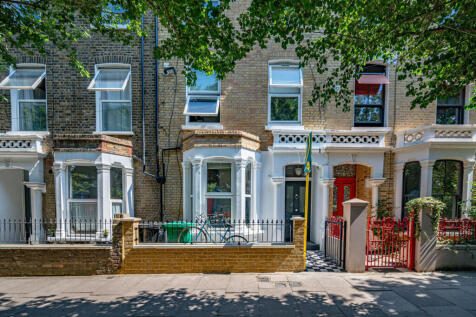 Drayton Park, Highbury, London, N5