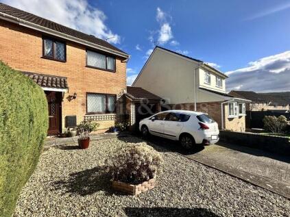 Waltwood Park Drive, Llanmartin, Newport. NP18 2HF
