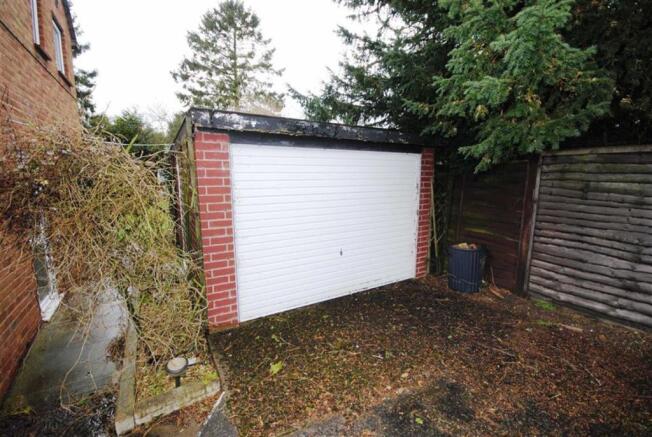 DETACHED GARAGE